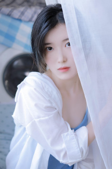 闪耀的他